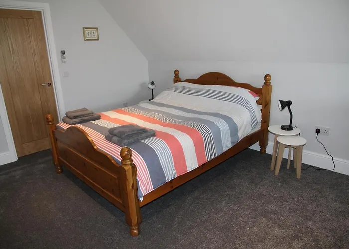 Superb Stokesby Barn Apartment - Norfolk Broads & Norwich